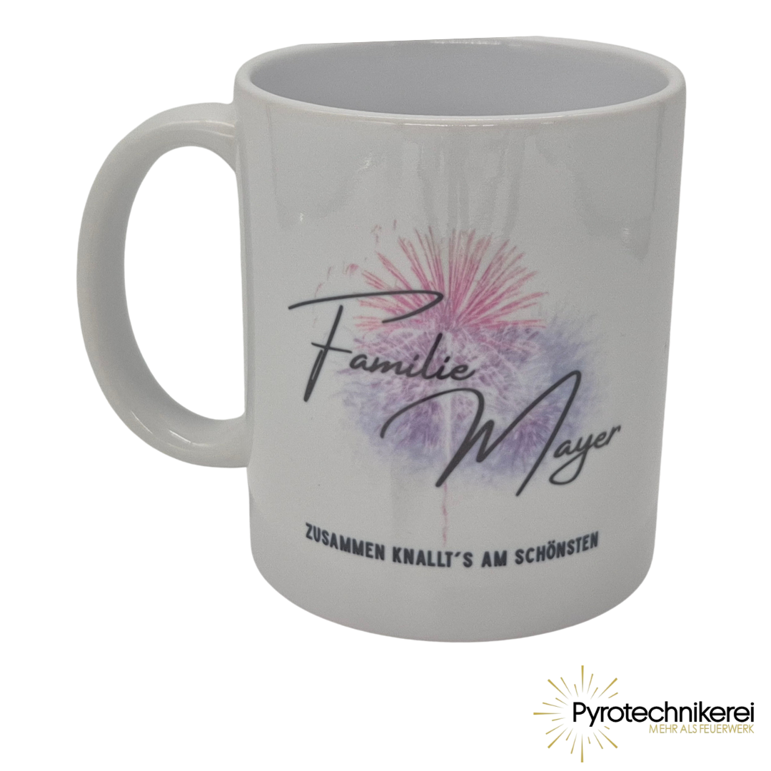 Tasse "Familie Mayer - zusammen knallt's am schönsten"
